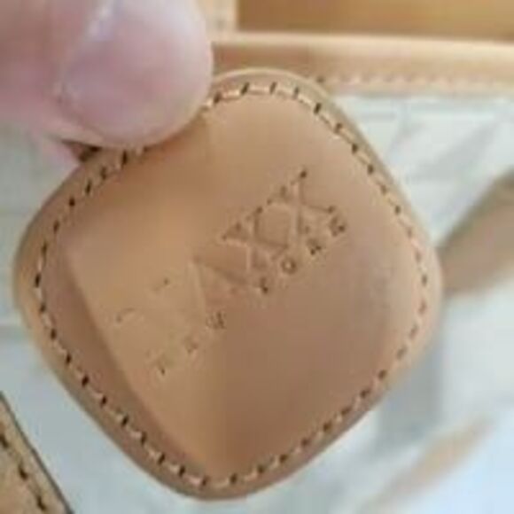 Maxx new york leather trim shoulder bag handbag purse - Picture 10 of 12